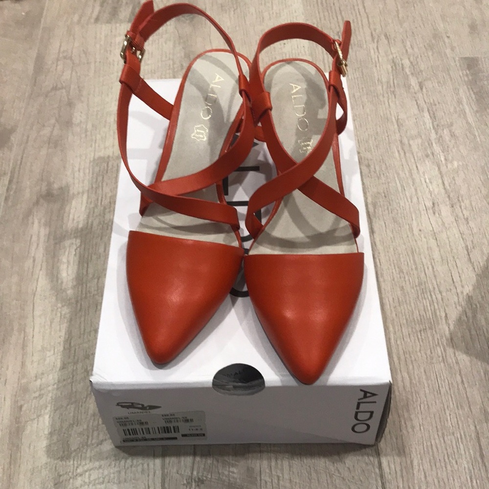 Aldo mid heels in red orange size 8, new